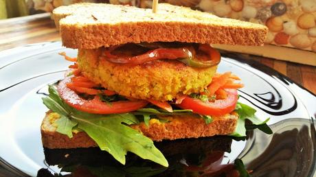 Hamburguesa de couscous y garbanzos