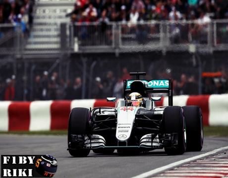 En Mercedes analizarán las malas salidas según Wolff