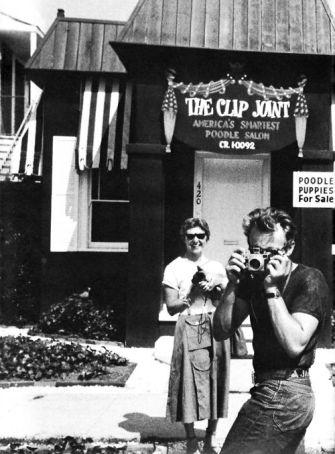 James Dean, Beulah Roth y Louis XIV (foto de Sanford Roth)