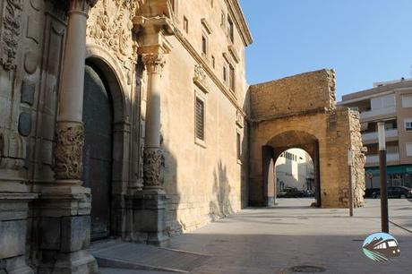 Puerta de la Olma