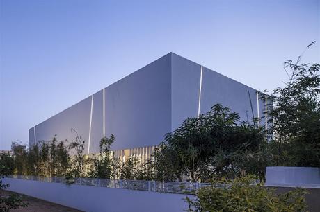 Casa Minimalista Gallery House