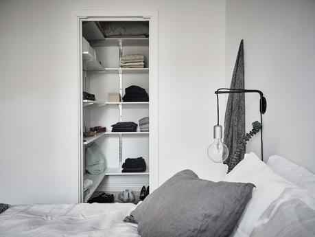 estilo nórdico espacios diferentes con color decoración interiores contrastes con color cocinas pequeñas cocinas nórdicas cocinas azules cocina comedor blog decoración nórdica Azul petroleo en la cocina 