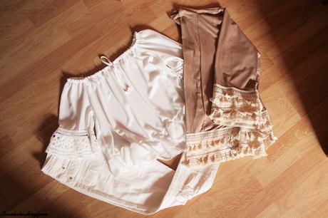 Como combinar pantalones blancos