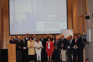 Nuestra Vicepresidenta y ex Presidenta de SECOT Bizkaia Mari Carmen Gutiérrez premiada como Senior excelente.