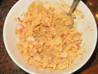 HUEVOS RELLENOS DE SURIMI