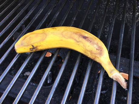 postres rápidos postres para niños postres para barbacoa postres fáciles postres delikatissen postres con plátano Plátano BBQ barbacoa banana bbq 