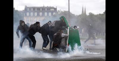 Los sindicatos llaman al boicot a la Eurocopa de Francia si Hollande no retira la reforma laboral.