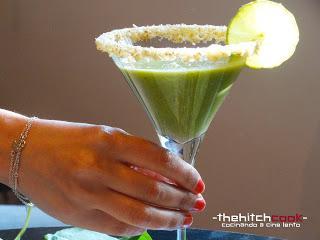 COCTELMOOTHIE PICANTE DE NUECES, FRUTAS Y JALAPEÑO (Desayuno con diamantes) COCTELMOOTHIE PICANTE DE NUECES, FRUTAS Y JALAPEÑO (Desayuno con diamantes)