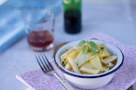 como preparar ensalada de macarrones con manzana e hinojo