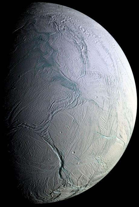 El océano global de Enceladus