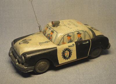 Patrullero de chapa a fricción