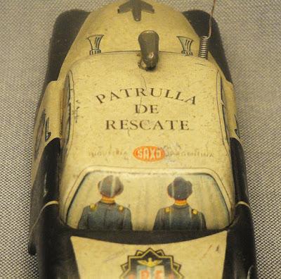 Patrullero de chapa a fricción