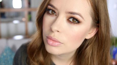 vblogger Tanya Burr