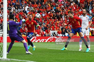 España comienza con victoria en la Eurocopa.