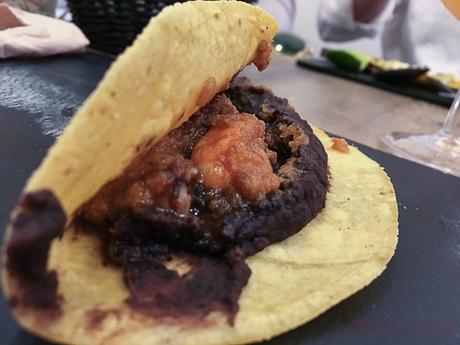 taco de camaron Taquiza de Coyo Baco y Boca