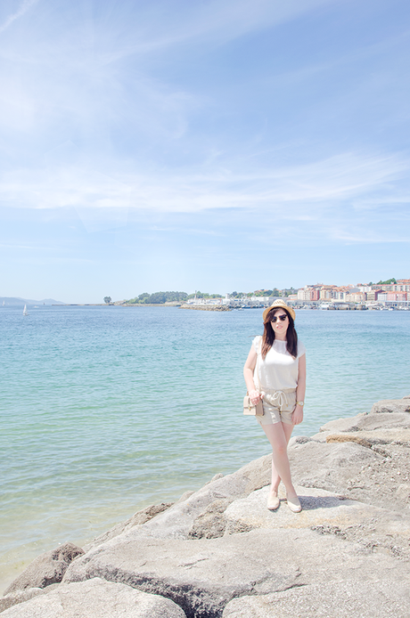 Look con prendas de lino, imprescindible para el verano. 