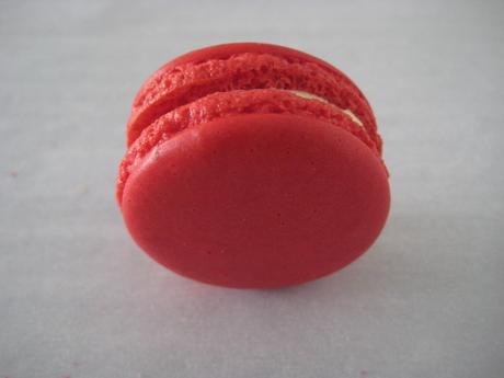 MACARONS ROJO PASIÓN,  PERFECTOS O CASI.  Trucos y paso a paso