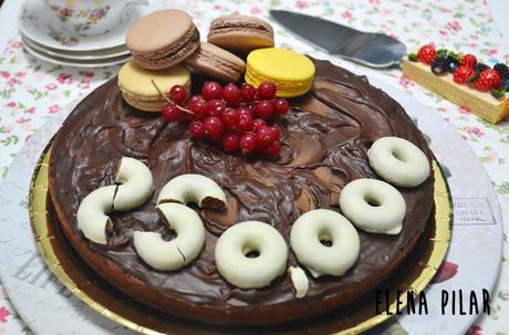 Tarta de chocolate con dos texturas (Thermomix) Tarta de chocolate con dos texturas (Thermomix)