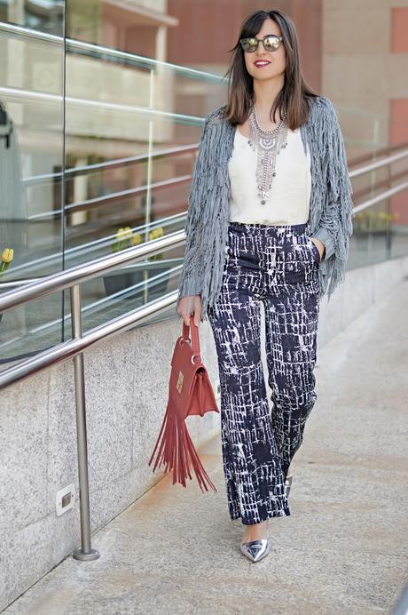 Con flecos y a lo loco