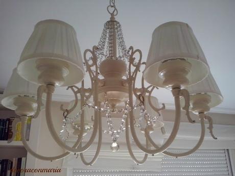 ♥ ♥ ♥ LAMPARA TRANSFORMADA CON PANTALLAS