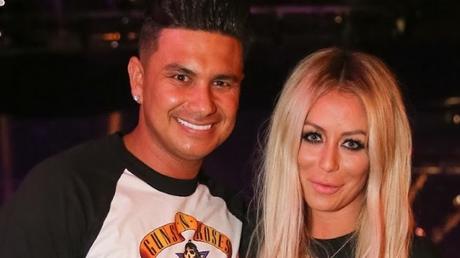 La historia de amor entre Pauly D y Aubrey empezó en ‘Famously Single’ como un triángulo