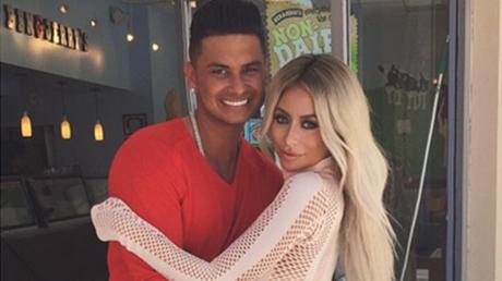 Aubrey O’Day llama a Pauly D “marido” en Instagram