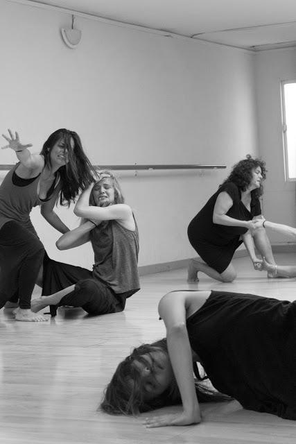 PERFORMANCE: Pérdida, espanto, vacío y anhelo PERFORMANCE: Pérdida, espanto, vacío y anhelo