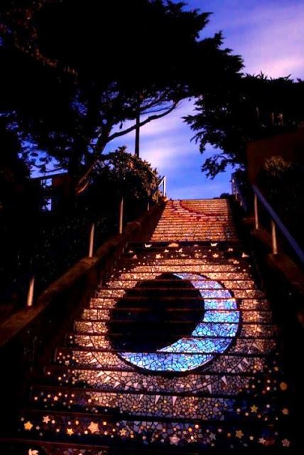 Escaleras al cielo... The 16th Avenue Tiled Steps Project