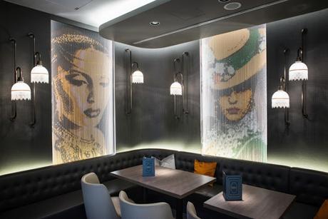 Las cortinas decorativas KriskaDECOR embellecen el exclusivo Marriott Renaissance Hotel en Viena