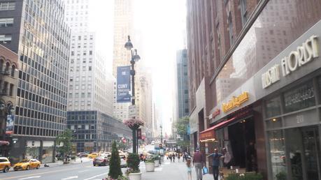NEW YORK DAY III | Lace Dress NEW YORK DAY III | Lace Dress