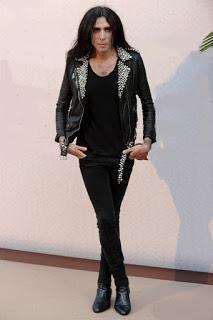 SUEÑOS ESCURRIDOS, Y LA SUIZA DE LOS POBRES SUEÑOS ESCURRIDOS, Y LA SUIZA DE LOS POBRES