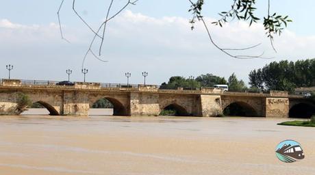 Puente sobre Ebro