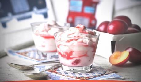 Receta Damson fool (postre de nata y ciruelas)