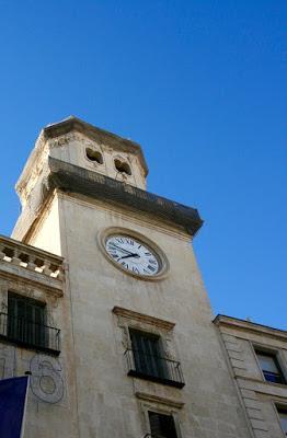 Curioseando por los campanarios de Alicante