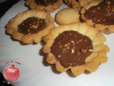 Tartaletas de chocolate y avellanas sin gluten