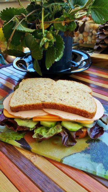 El mejor sándwich vegano de jamón y queso