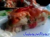 Pastel salado ensaladilla salmón ahumado