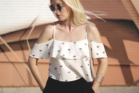 GRAFFITI WALL GRAFFITI WALL