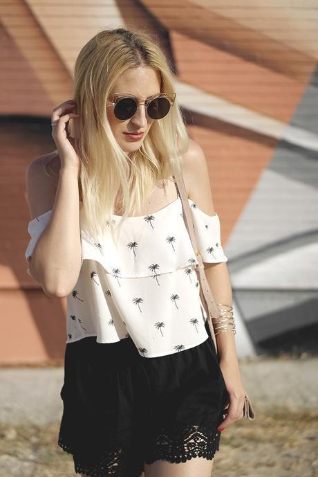 GRAFFITI WALL GRAFFITI WALL