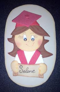 MÁS GRADUADOS Y GRADUADAS