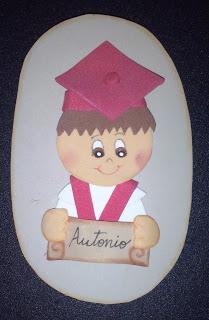 MÁS GRADUADOS Y GRADUADAS