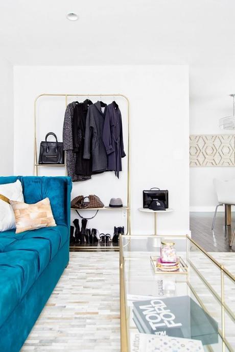 En casa de una Vlogger burro de cuelga salon