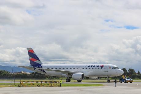 Avión Bogotá 2