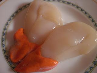 HUEVAS DE JIBIA A LA PLANCHA HUEVAS DE JIBIA A LA PLANCHA