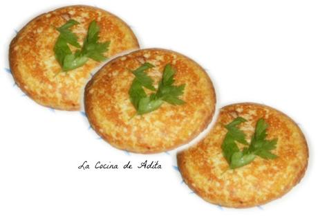 Tortilla de patatas con bonito en escabeche
