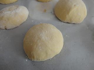 Bollos Suizos Bollos Suizos