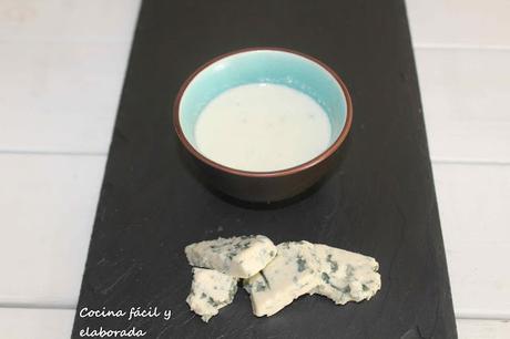 SALSA DE QUESO ROQUEFORT (DOS INGREDIENTES)