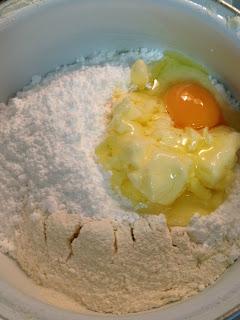 MINI TARTITAS DE FRESITAS DEL BOSQUE Y CREMA PASTELERA