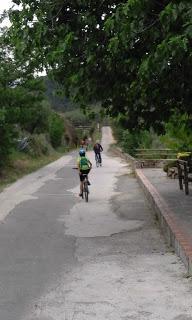 Vía Verde Ojos Negros con bicicleta