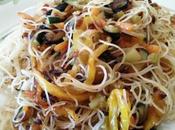 Fideos arroz verduras soja Spaghetti riso verdure soia